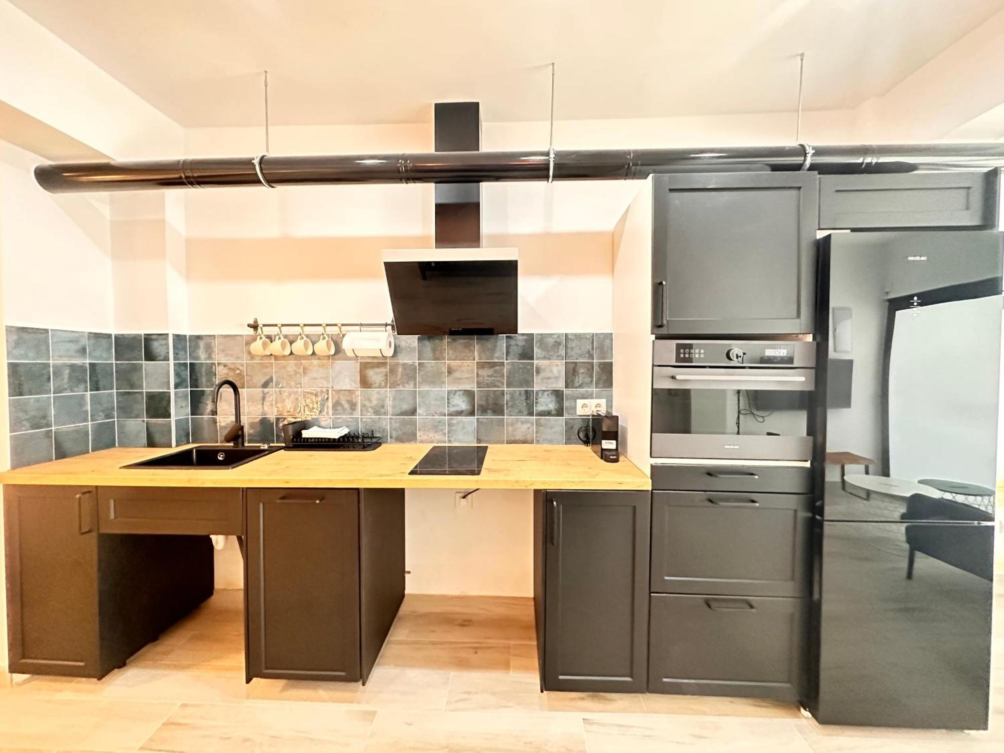 شقة Alberola Industrial Style فالنسيا المظهر الخارجي الصورة